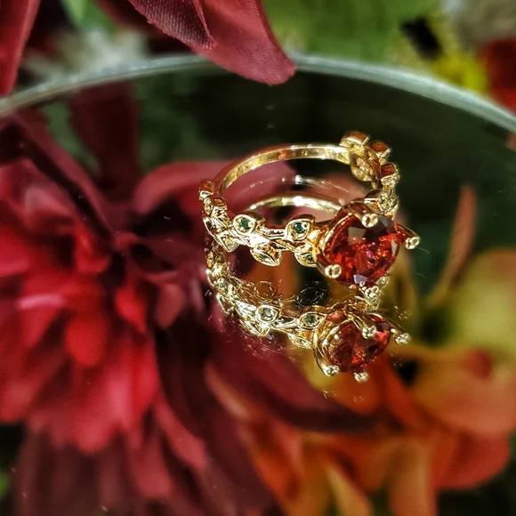 Grand Romantic Gesture Red Ruby Rose Emerald Green Leaf Gemstone 925 Golden Ring - Picture 2 of 16